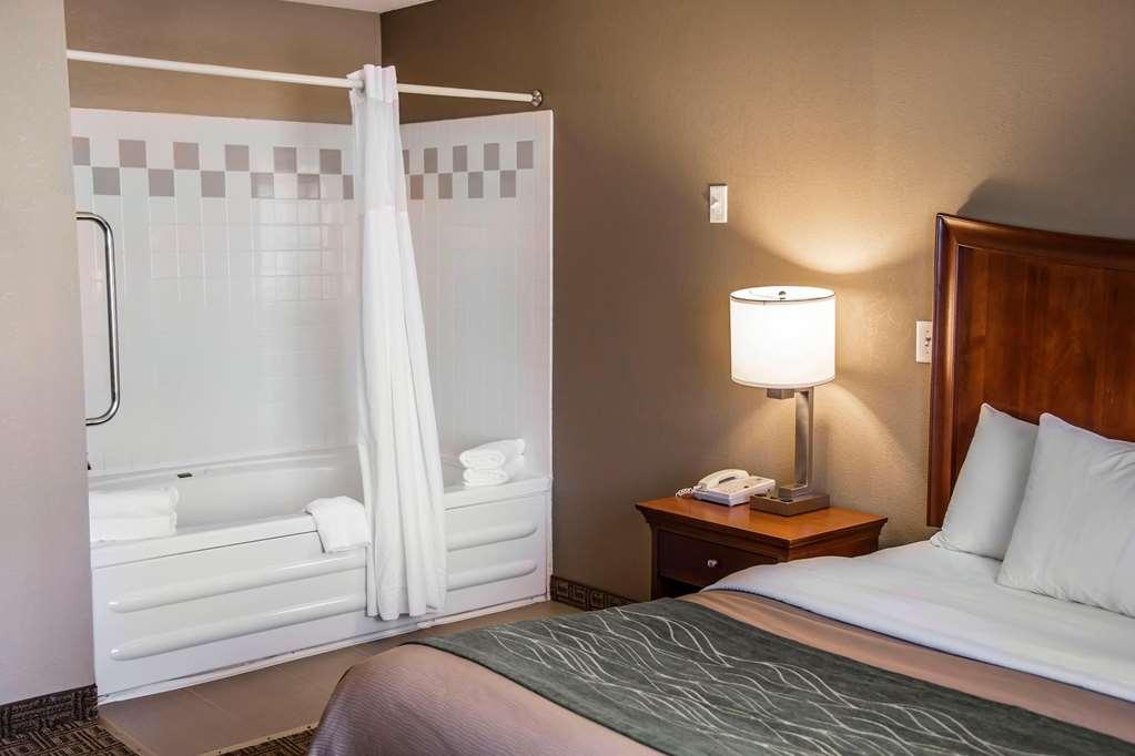 Quality Inn & Suites Bradford Habitación foto