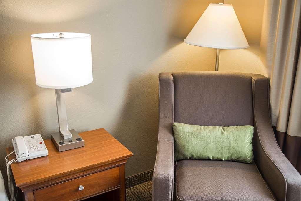 Quality Inn & Suites Bradford Habitación foto